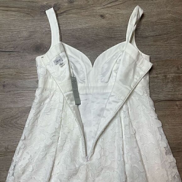 Cache White Sweetheart Neckline Floral Lace Sundress Size 10 NEW with Tag - Picture 12 of 12